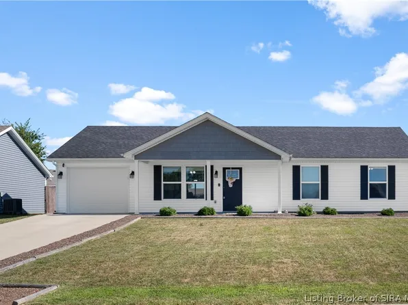 1652 Graham Boulevard, Scottsburg, IN 47170