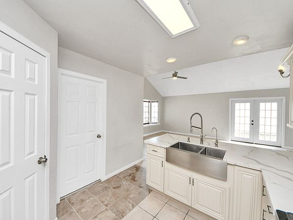 3rd image of 11602 Highland Meadow Dr