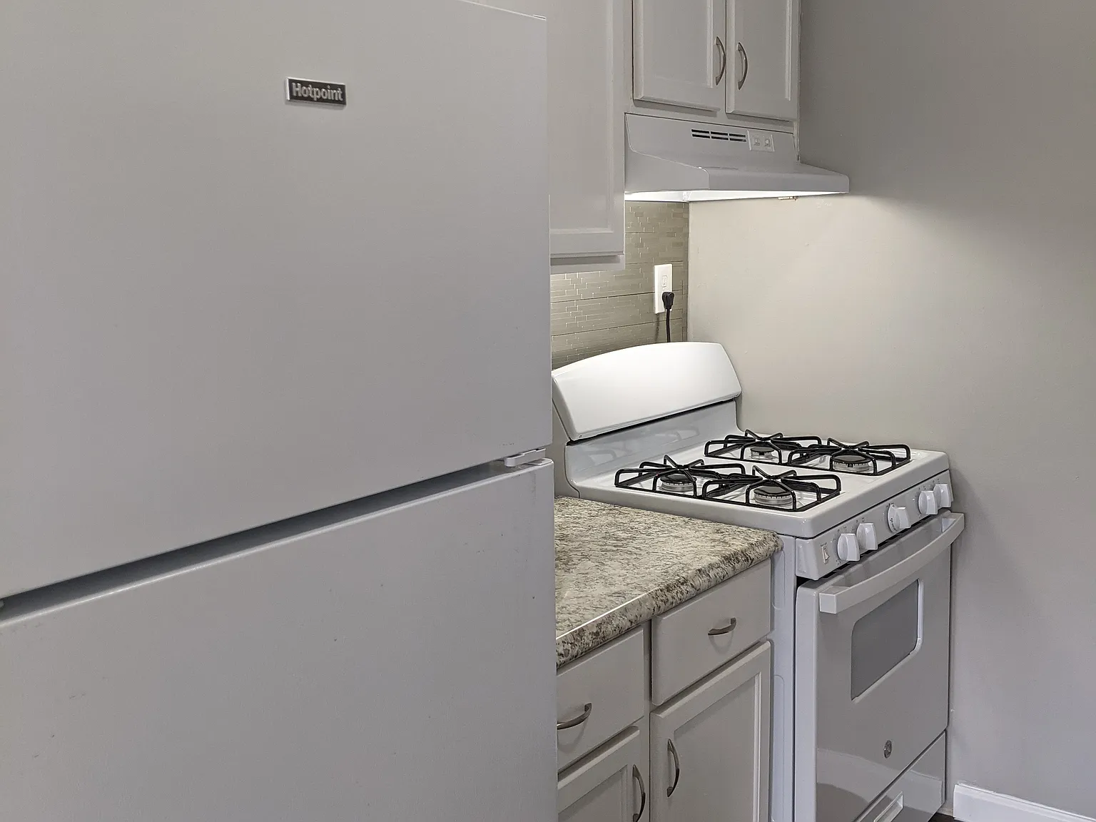 1 bed, 750 sqft, $957 — Photo 4
