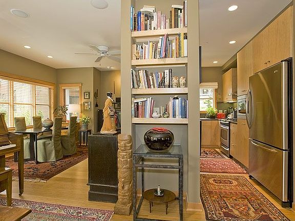 4th image of 846 NE Vineyard Ln