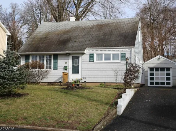 37 Richard Dr, Waldwick Boro, NJ 07463