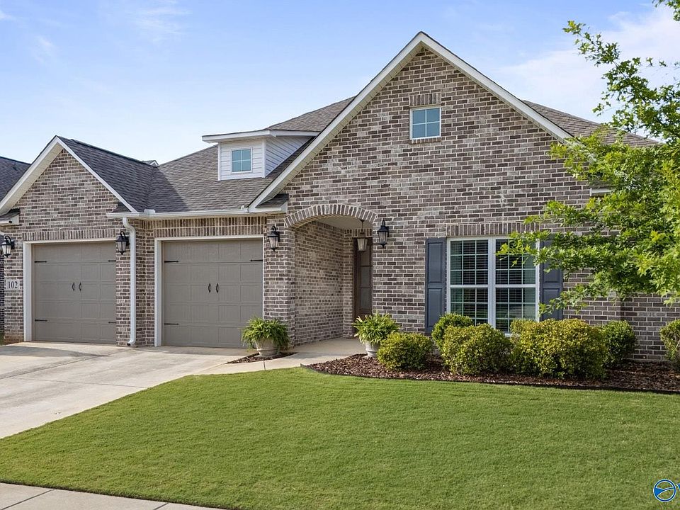 1st image of 102 Waterside Dr