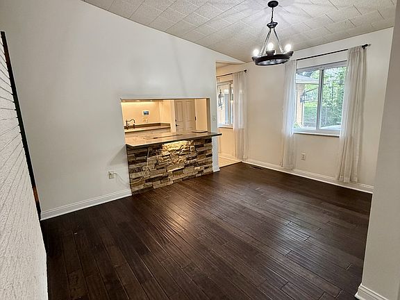3rd image of 3049 E Stroop Rd