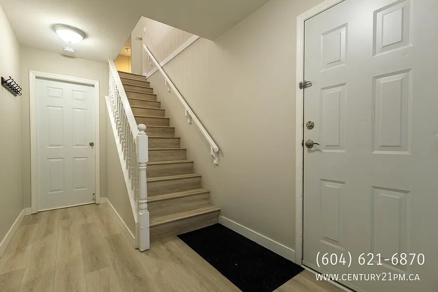 4 bed, 2.0 bath, 1381 sqft, $2,800 — Photo 3