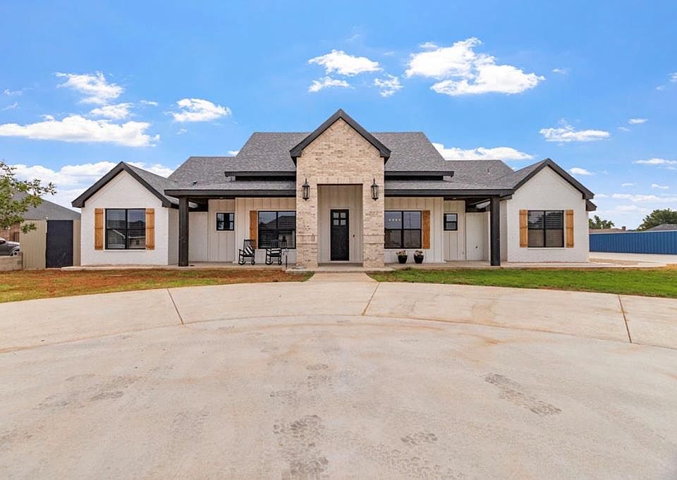 1st image of 6 Isabella Cir