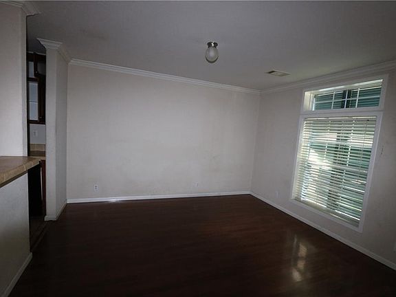2nd image of 2054 Carnot St