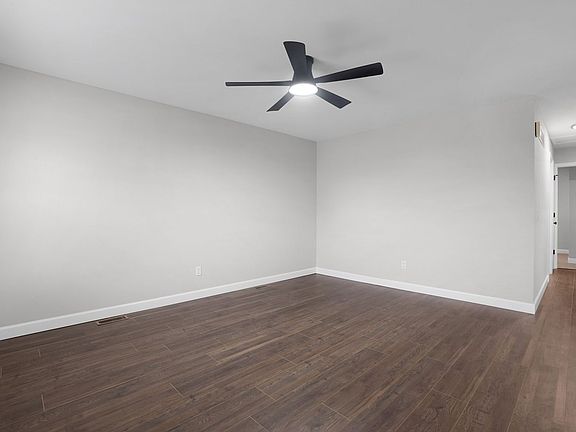 3rd image of 2951 Atlantic Park Ave