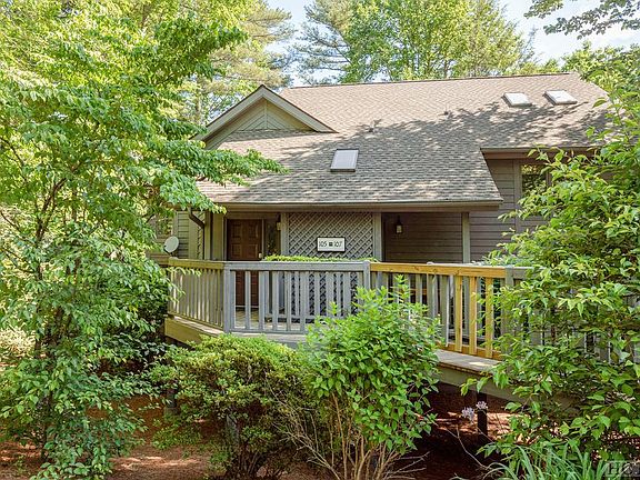 2nd image of 105 River Park Villas Dr #C