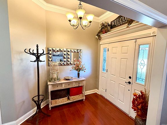 3rd image of 1405 Sullivan Cir
