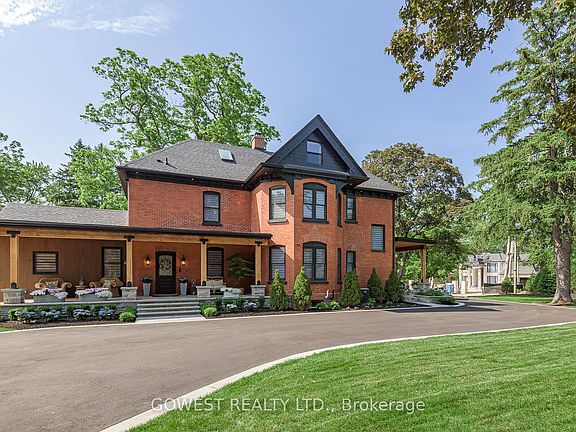 4th image of 376 Chartwell Rd