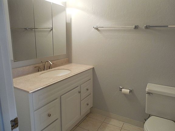 Main bathroom