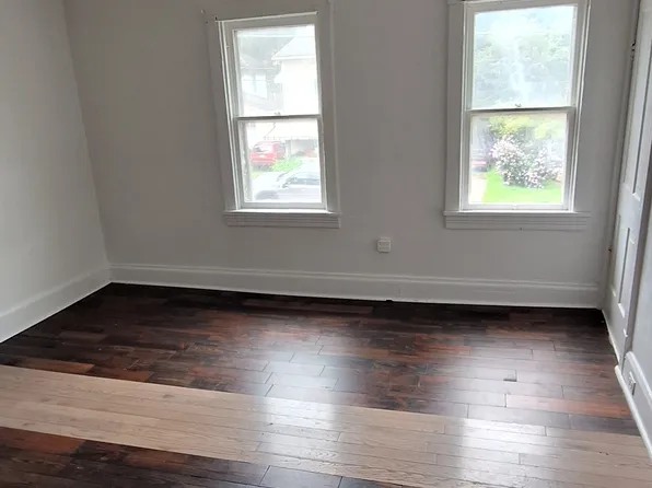 327 E Locust St, Butler, PA 16001