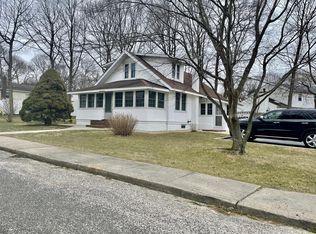 26 E Lake Ter, Ronkonkoma, NY 11779