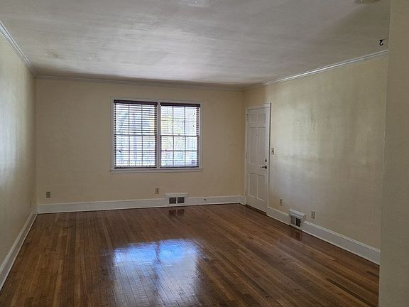 2nd image of 1845 Monroe Dr NE