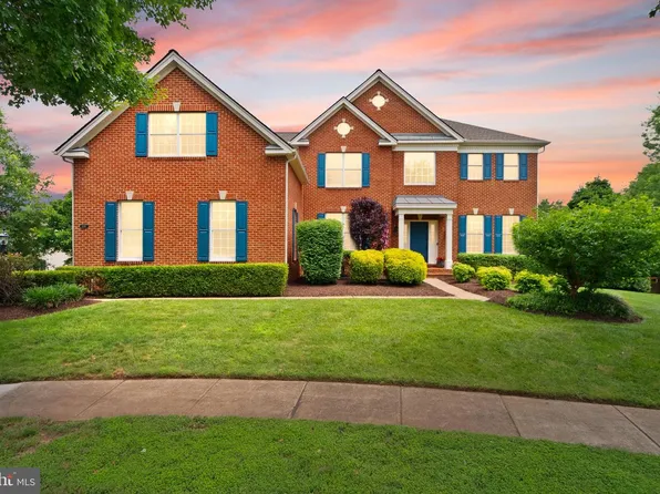5397 Cedarville Ct, Haymarket, VA 20169