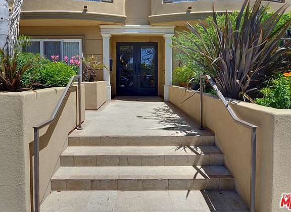2nd image of 1530 S Centinela Ave #401