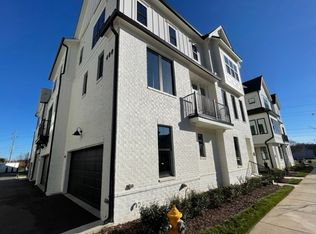 400-101 Bryan Pointe Dr, Raleigh, NC 27608