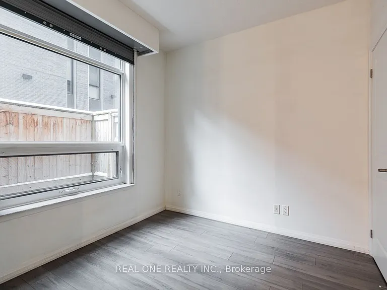 35 Hayden St #104 — Photo 5