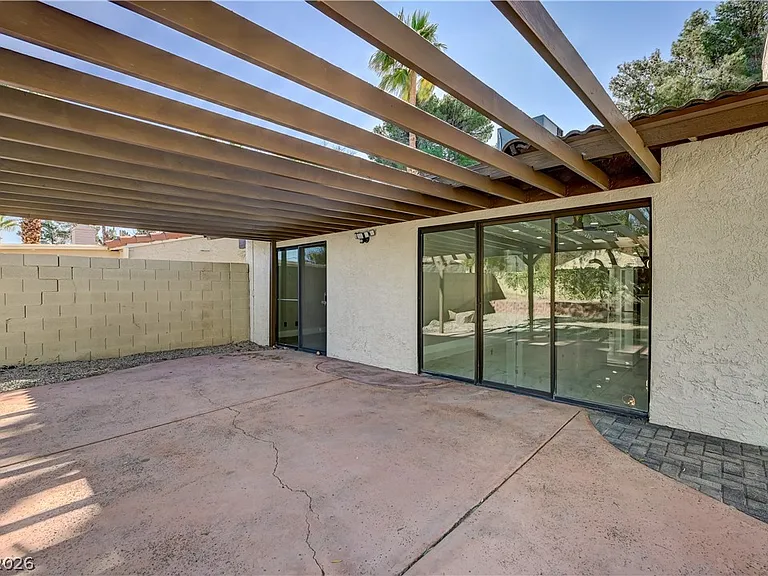3420 Calle De Corrida — Photo 40