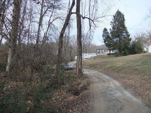 2nd image of 2226 Roane State Hwy