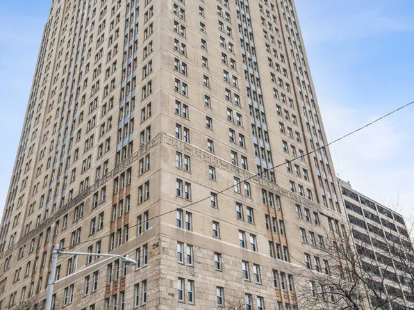 5000 S East End Ave APT 13A, Chicago, IL 60615