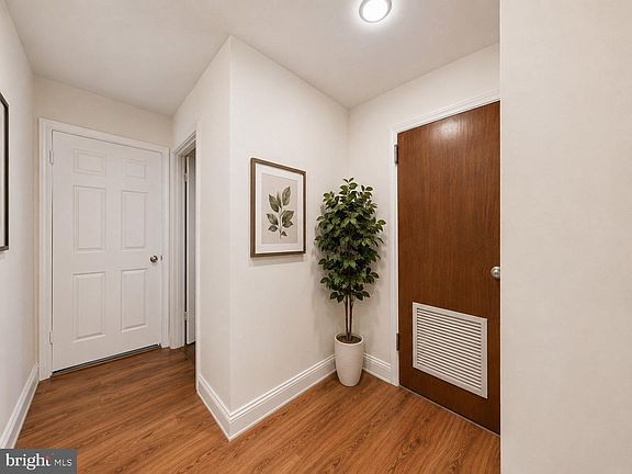 5th image of 2041 N 15th St