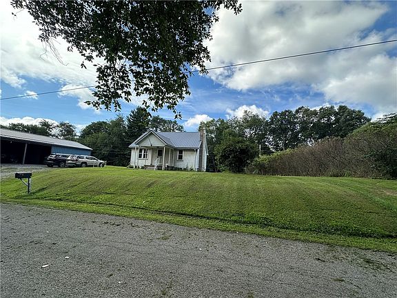 2nd image of 120 Maple Rd