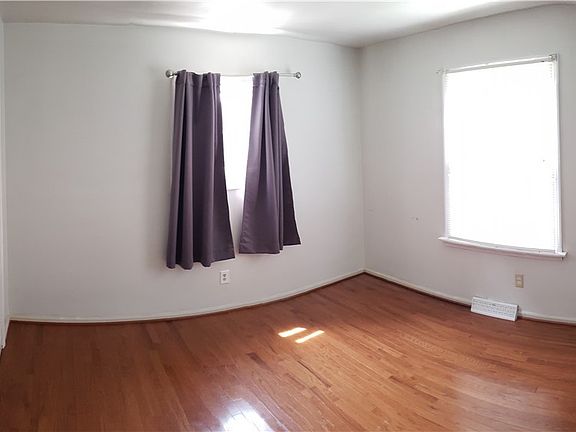 2nd image of 6109 Gatesgreen Dr