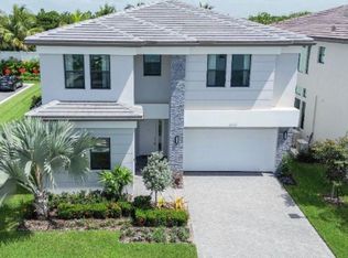 8151 Laurel Falls Dr, Boca Raton, FL 33496