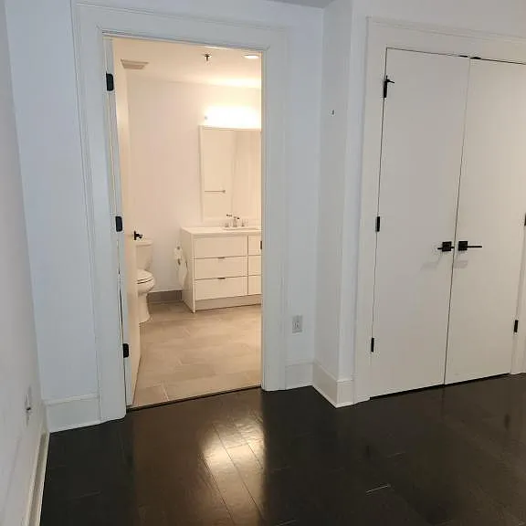 1011 M St NW #203 — Photo 4