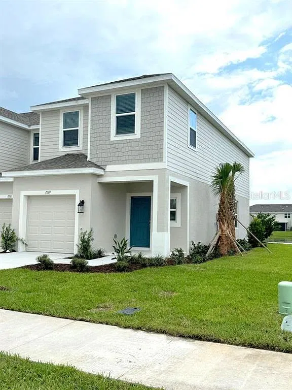 3 bed, 2.5 bath, 1553 sqft, $2,300 — Photo 2