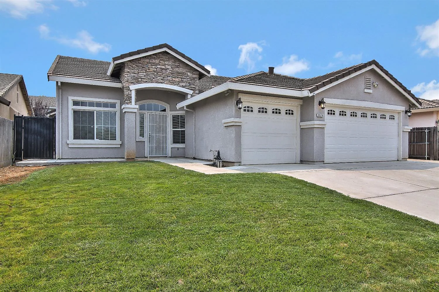 9576 Spring River Way photo 1