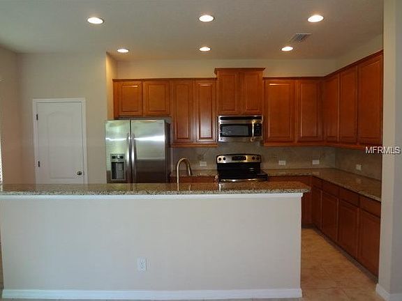 2nd image of 4881 Maple Park St