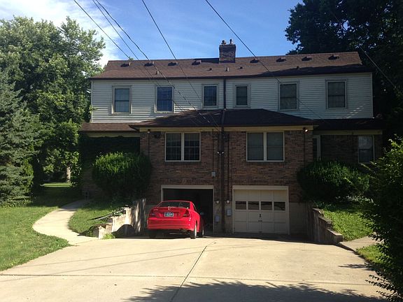 3rd image of 1510 Kessler Blvd E Dr