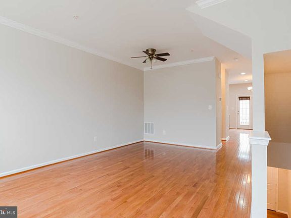 3rd image of 15405 Rosemont Manor Dr #11