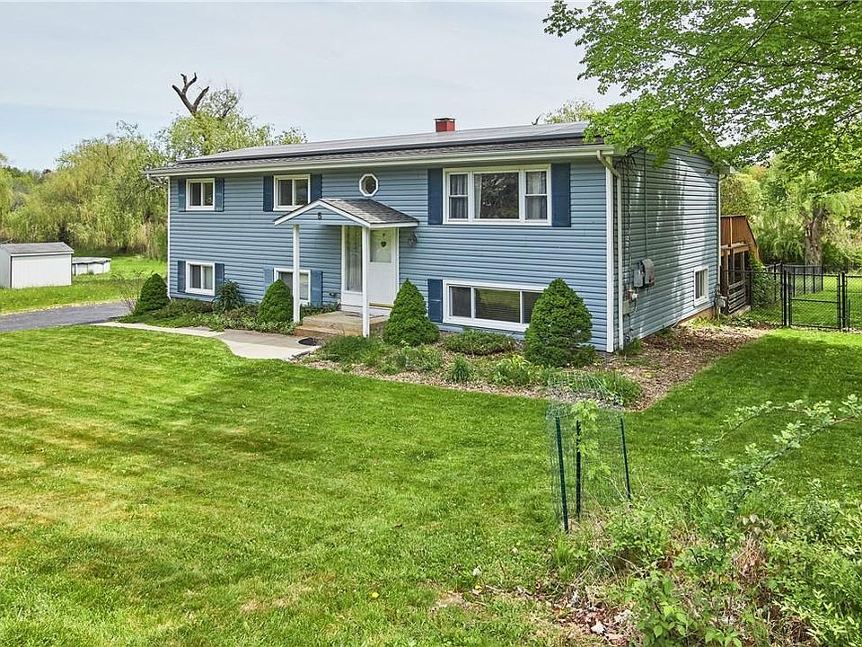 1st image of 5 Briarwood Avenue