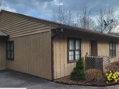 13A Woodside Villas Dr, Franklin, NC, 28734