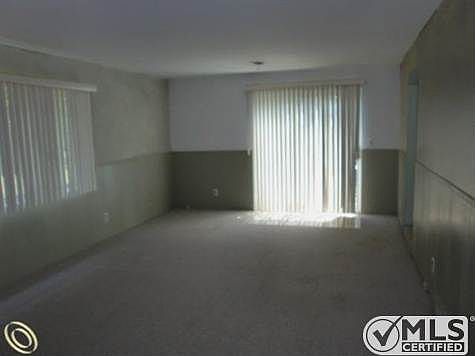 21116 Nummer St. (2).JPG