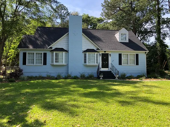 137 N Tallahassee St, Hazlehurst, GA 31539