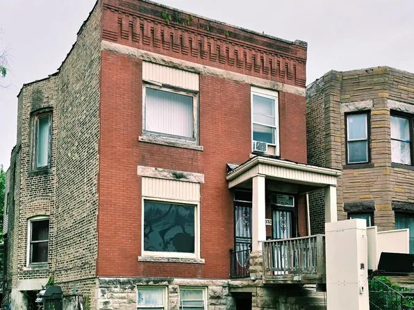 11932 S Eggleston Ave, Chicago, IL 60628