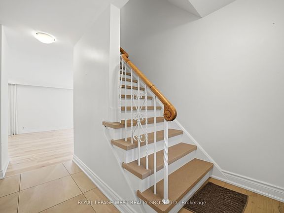 4th image of 3334 Enniskillen Cir