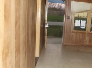 687 Fulton Rd, Morristown, TN 37814