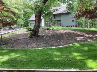 25 Ravine Rd, Miller Place, NY 11764