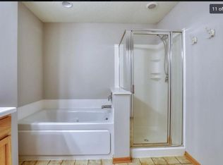 11102 Aberdeen St NE UNIT B, Blaine, MN 55449