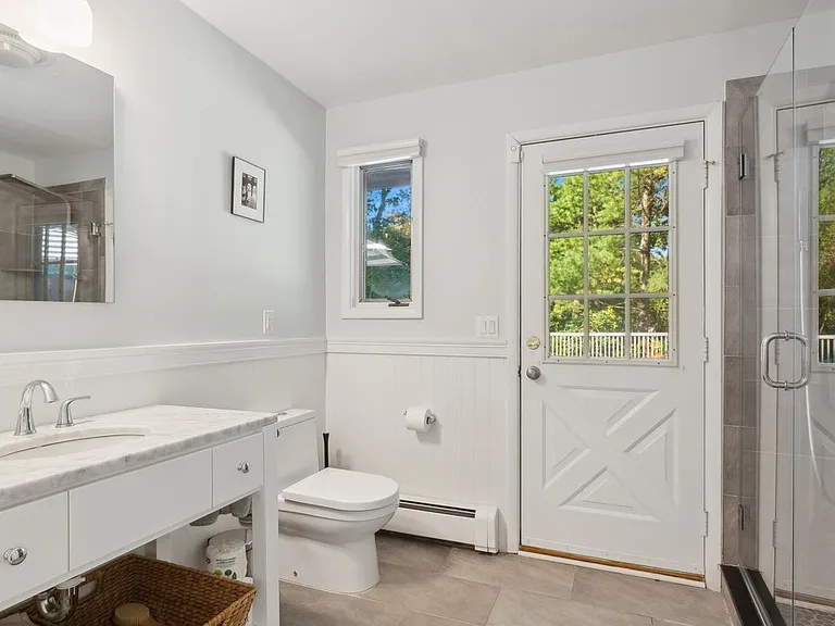 4 Spyglass Ln — Photo 31