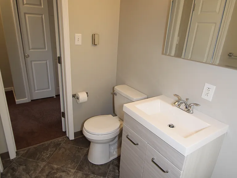 227 Parker St — Photo 6