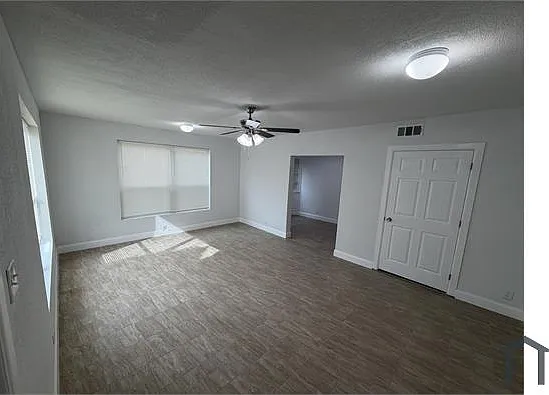 4425 Munger Ave #4423 — Photo 8