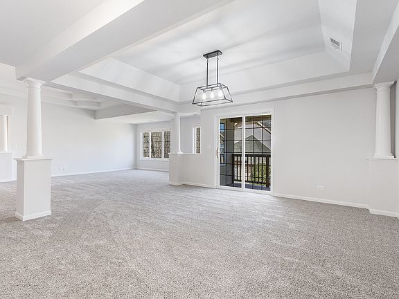 3rd image of 74 Spyglass Cir