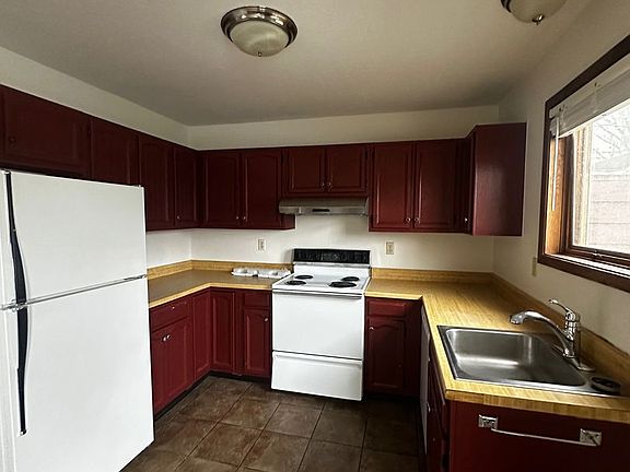 5th image of 128 S 15th Ave #15