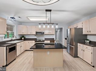 1420 Fishel Rd, Winchester, VA 22602